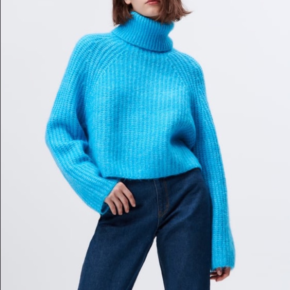 ZARA Bright Blue Purl Knit Sweater Size Small NWOT